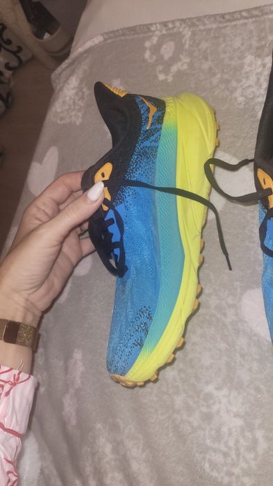 Hoka marime 44 stare bună