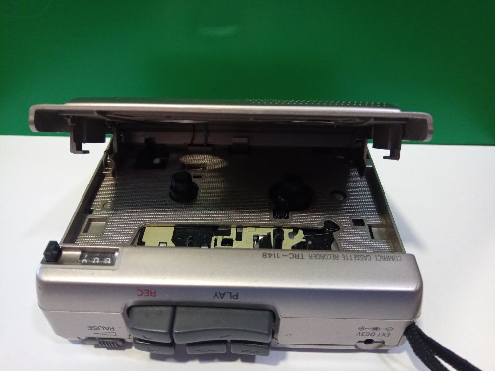 Промо Цена Sanyo TRC-1148 диктофон - компактен касетофон