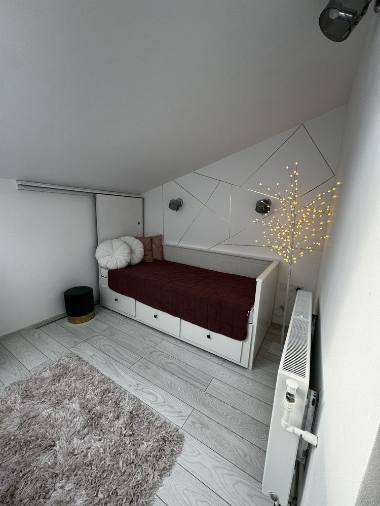 Apartament tip penthouse de inchiriat