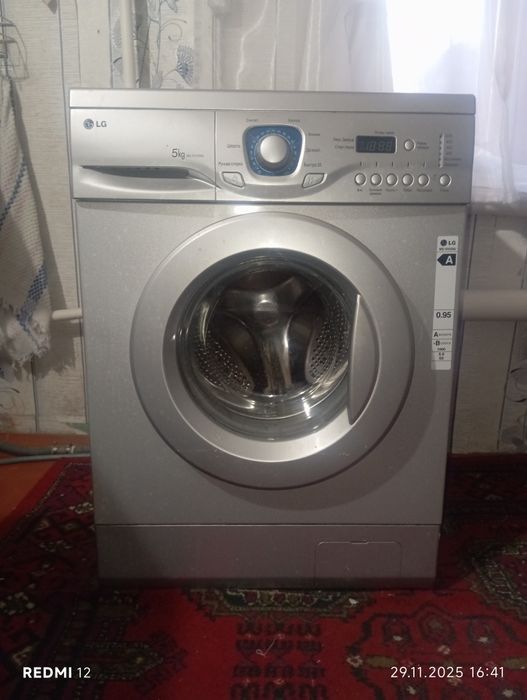 Продам стиральную машинку б/у. В рабочем состоянии 15.000