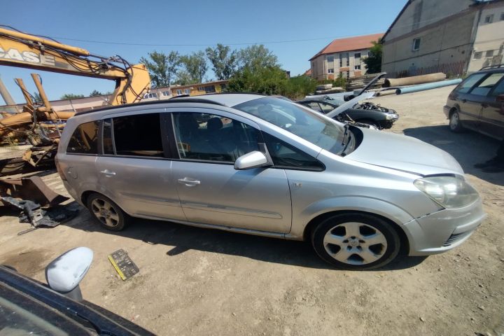 Piese Opel Zafira B