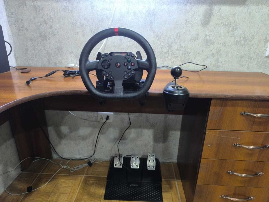 Игровой руль на наутбук