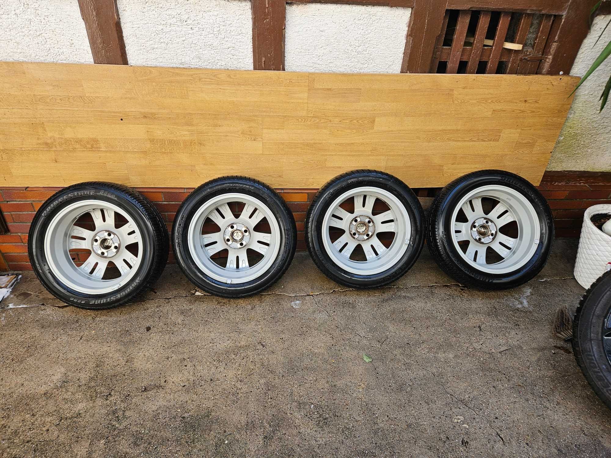 Оригинални лети джанти 16" от Тойота (Toyota) 4х100