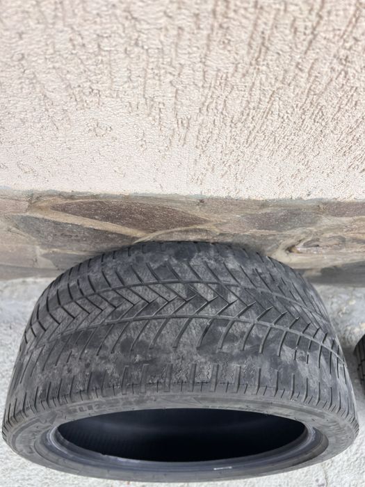 Vand anvelope de iarna Bridgestone