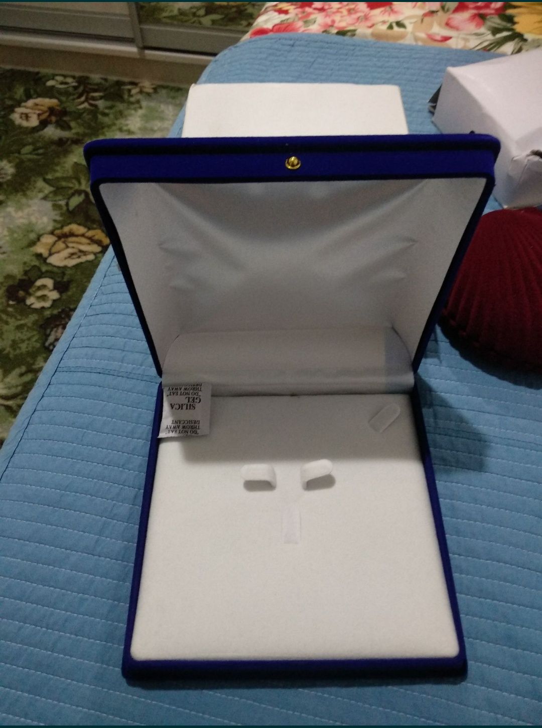 Подарочные коробки для ювелирных изделий, шкатулка, адрес Сайрам центр