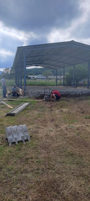 Vând hala metalica  8 x20