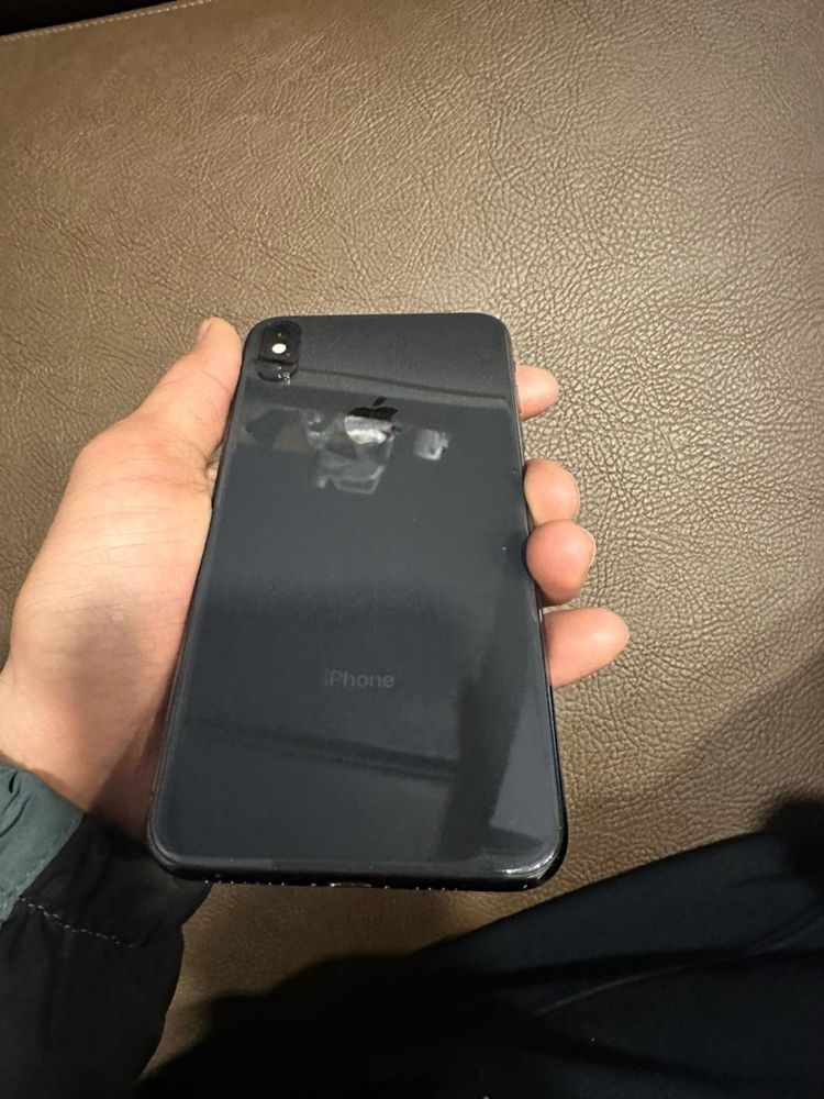 Айфон xs max в хорошим состаяни