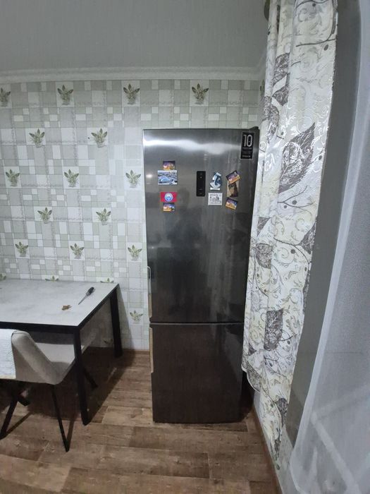 Холодильник Hotpoint Ariston