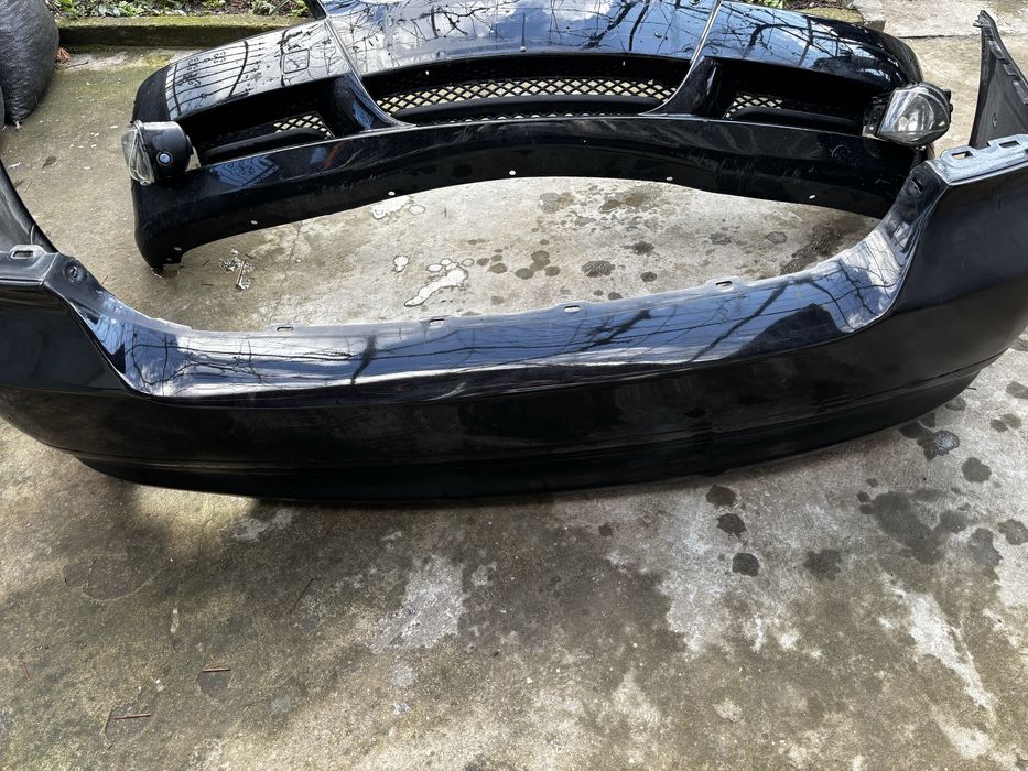 Предна и задна броня+прагове за БМВ е90