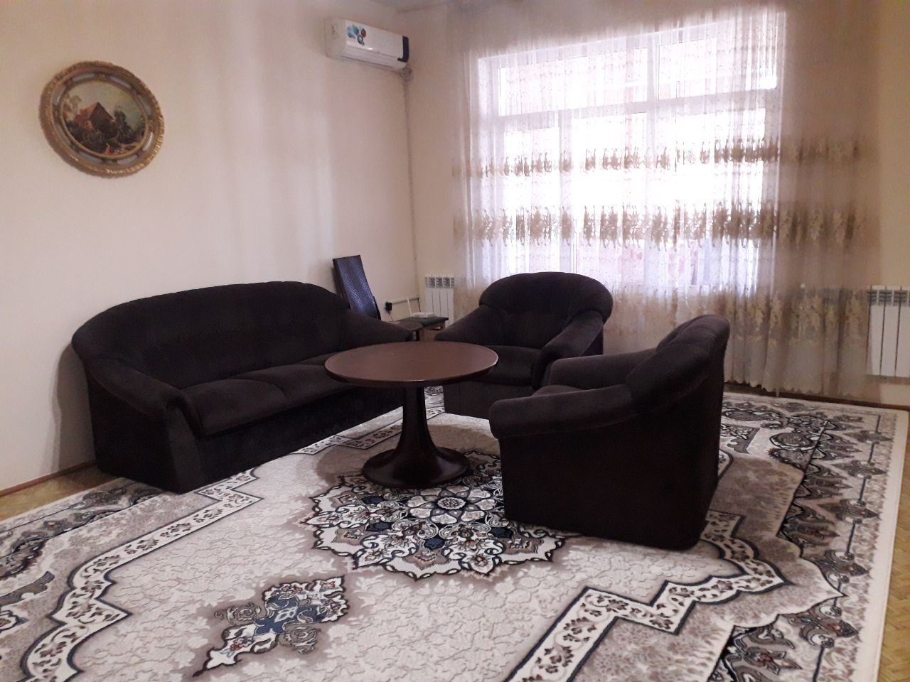 Срочно продаётся 3 комната на 4 этаже Бульвар ор Кафе Магестр