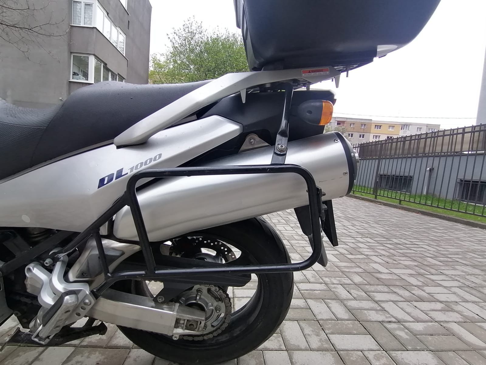 Suzuki Vstrom DL-1000