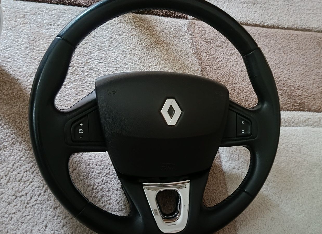 Кожен волан Renault бонус airbag