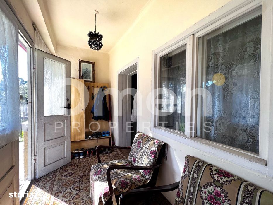Casă bătrânească | 1500 mp teren, | Tăuții-Măgherăuș.