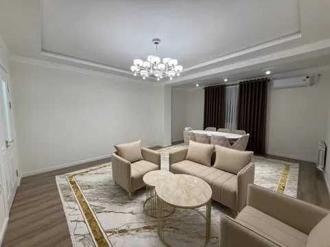 двухкомнатная квартира в жилом комплексе Airoport House, Яккасарай;