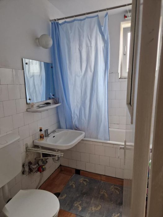 Inchiriez apartament 2 camere