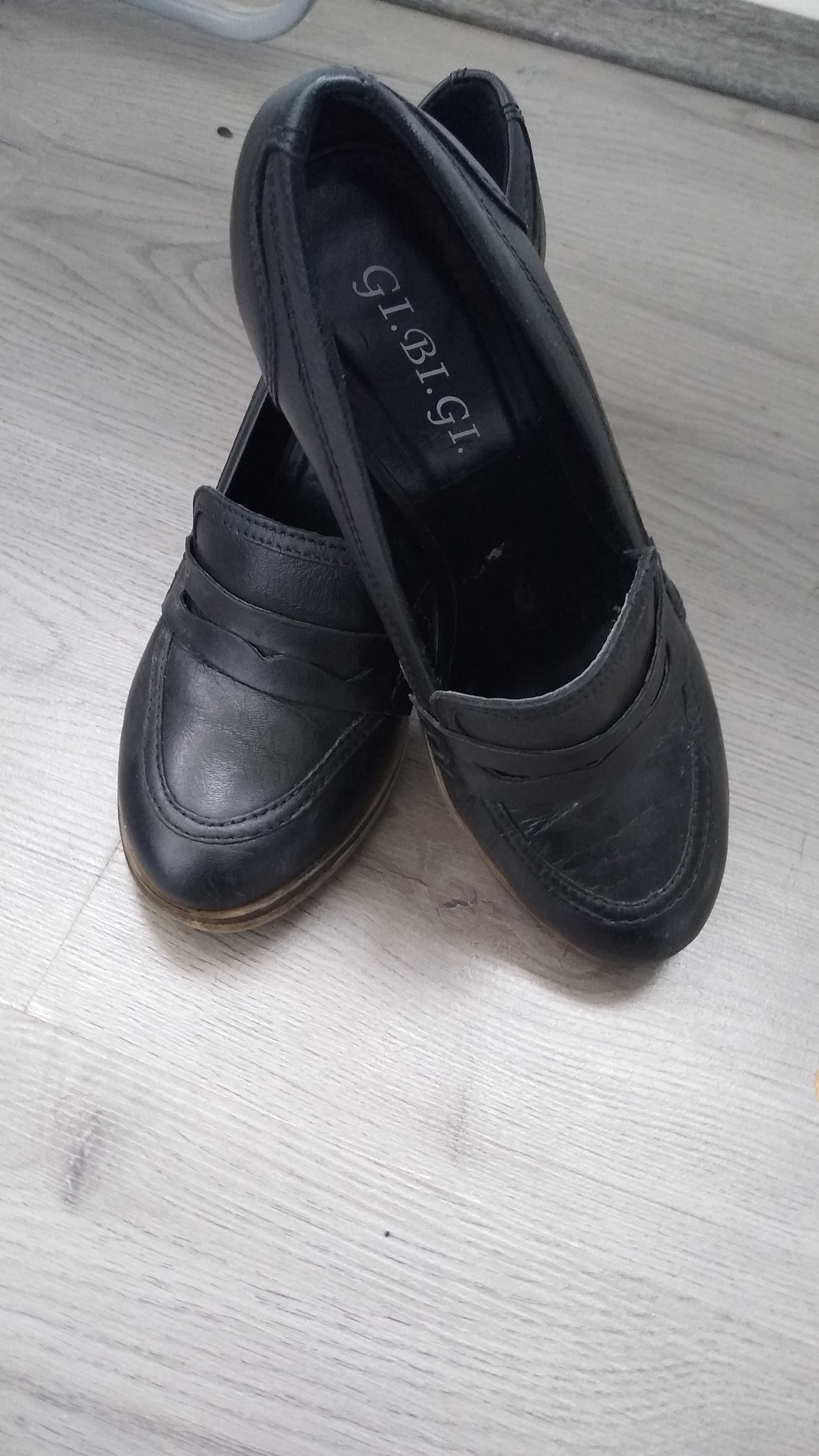Pantofi din piele pentru femei - M 38