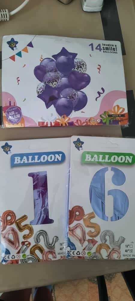 Продам новые фольгированные цифры 1 и 6 в комплекте с шариками.