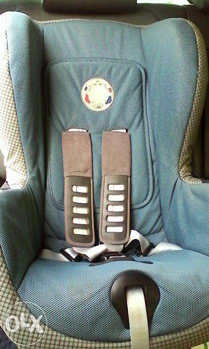 Vand scaun auto cu isofix de la Volkswagen