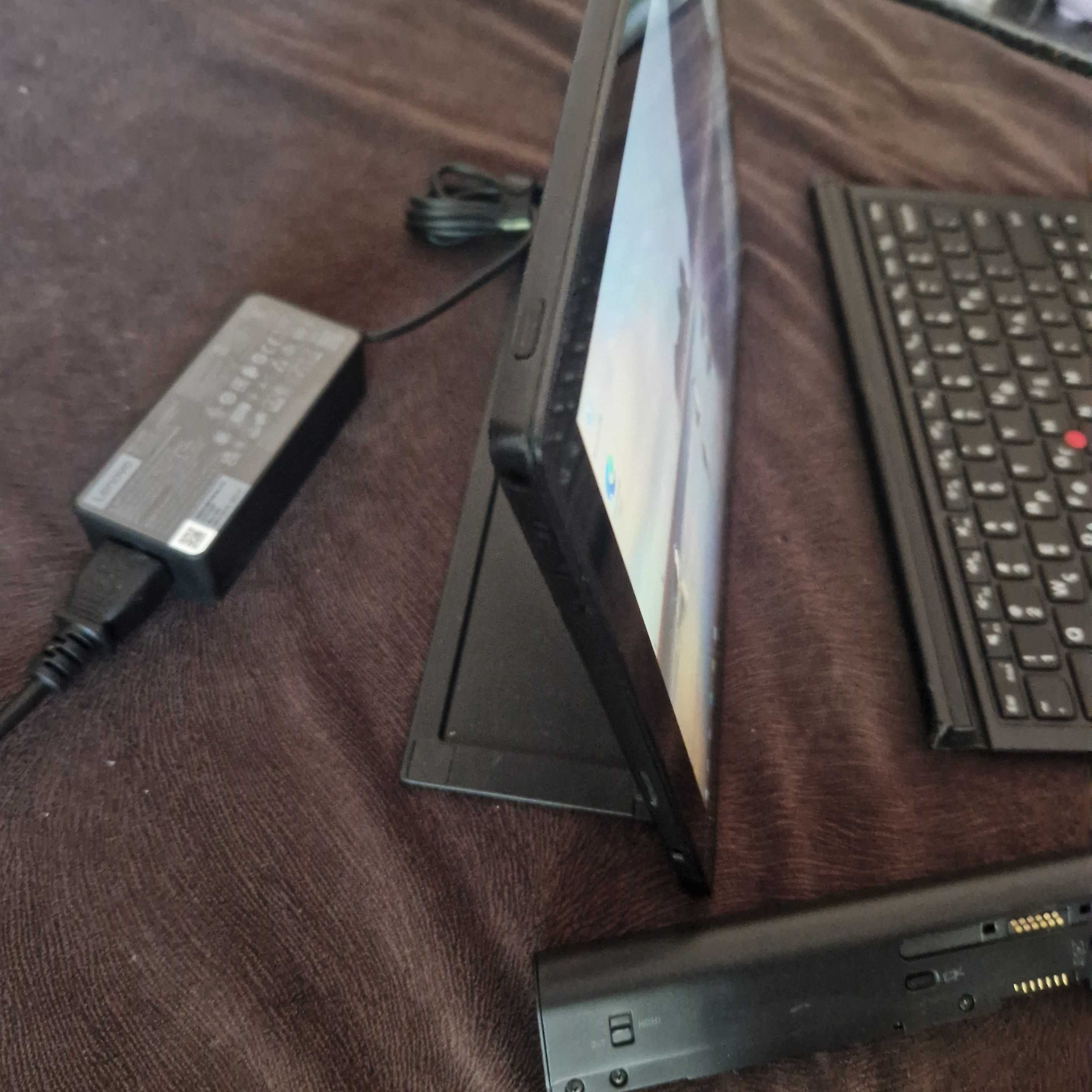 Продавам лаптоп таблет Lenovo ThinkPad X1 Tablet 2nd Gen