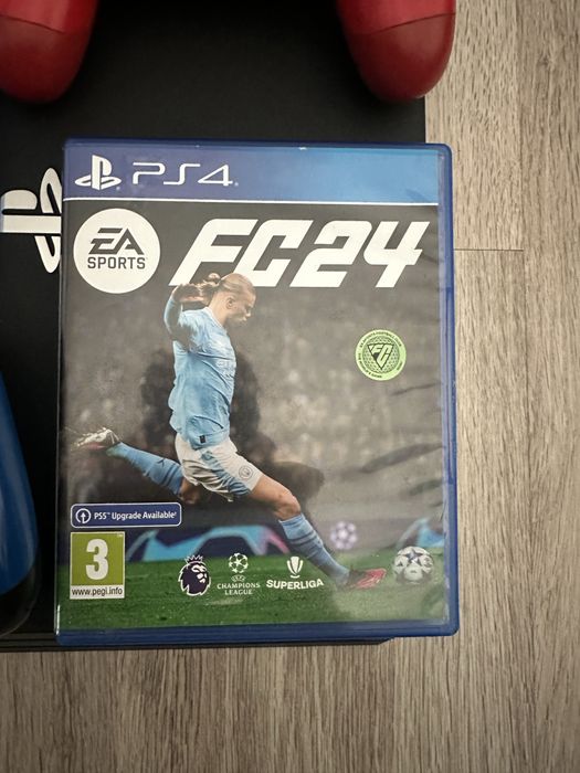 PS4 Pro 1 Tb + 2 controllere si 2 jocuri