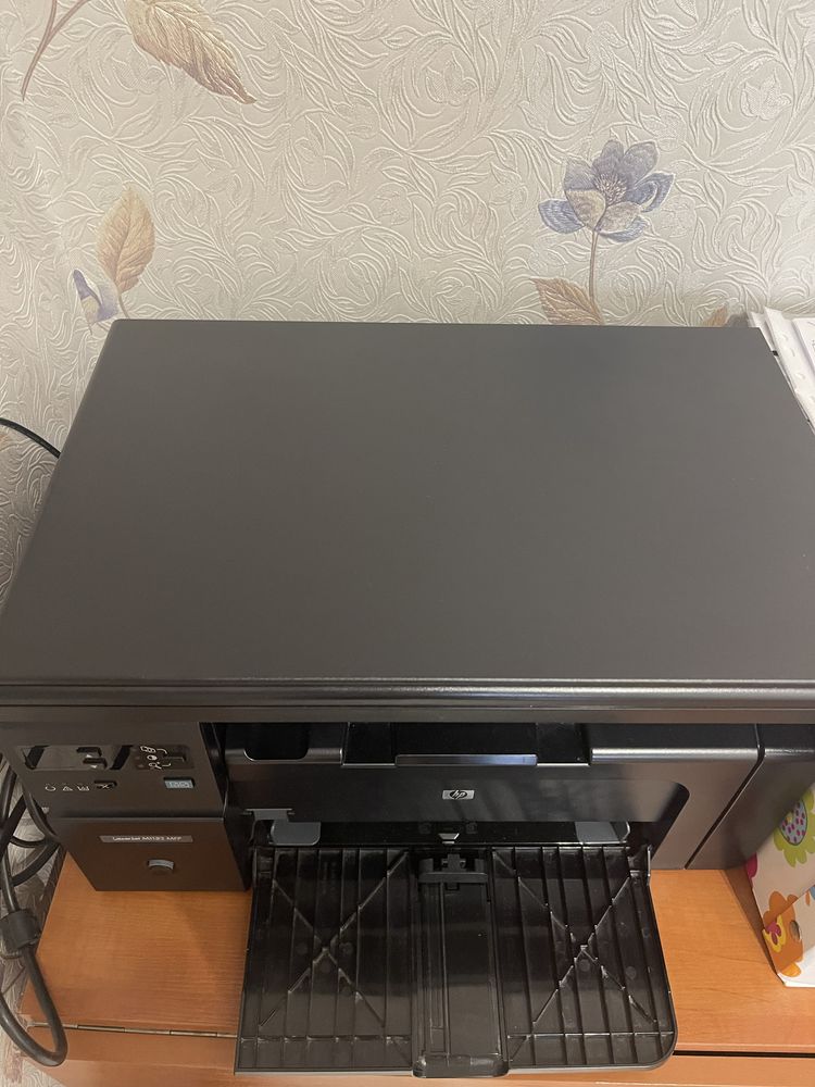 Принтер LaserJet M1132 MFP!