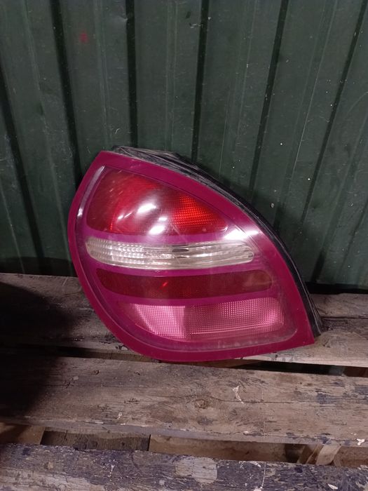 Продам задний фонарь