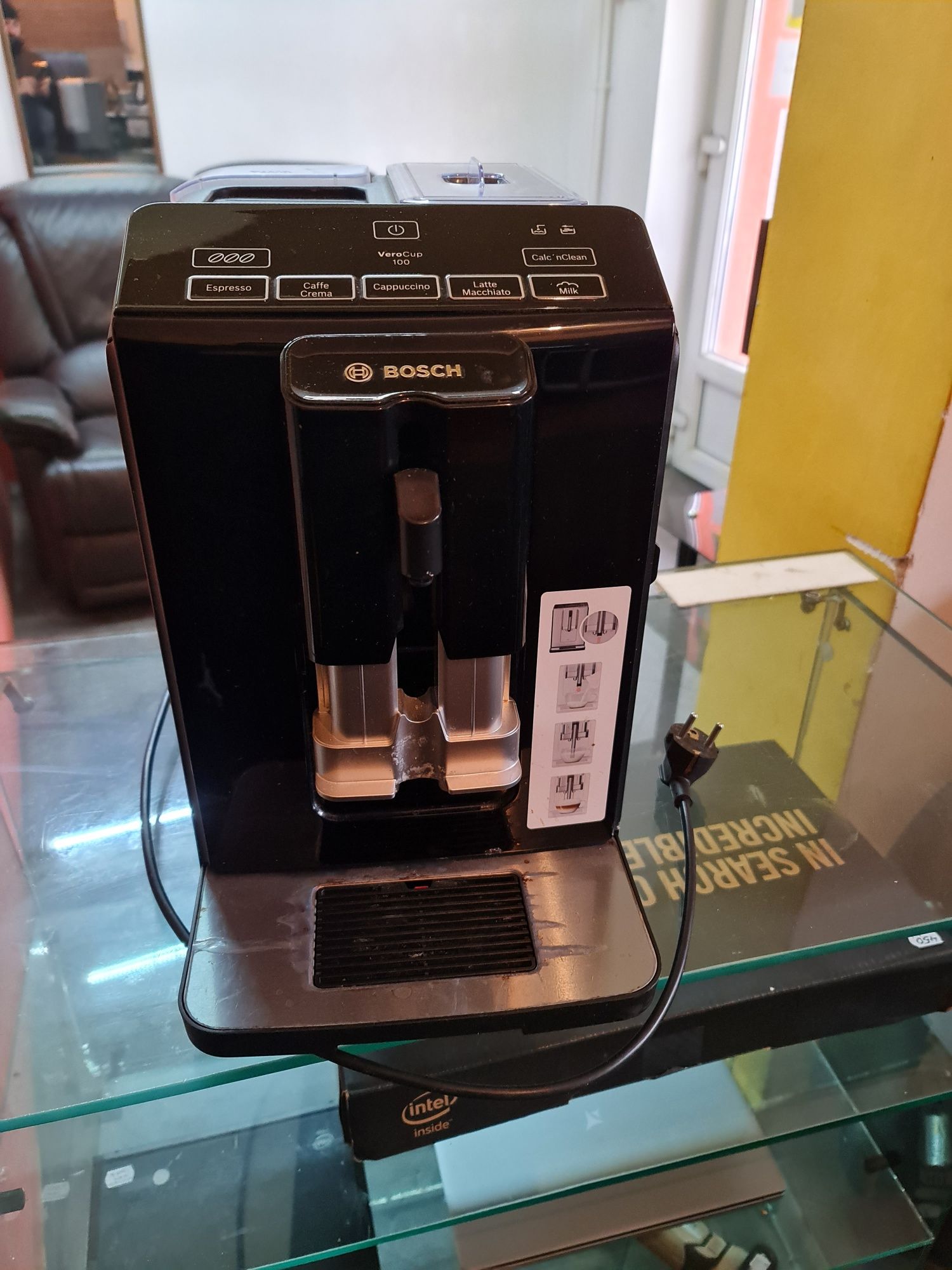 Espressor cafea automat Bosch VeroCup 100,15bar răsnita ceramica