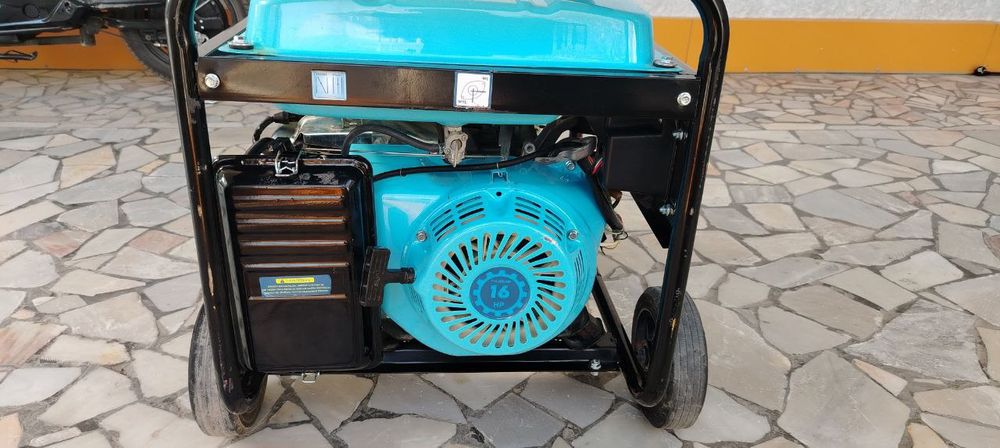 Движок   сотилади