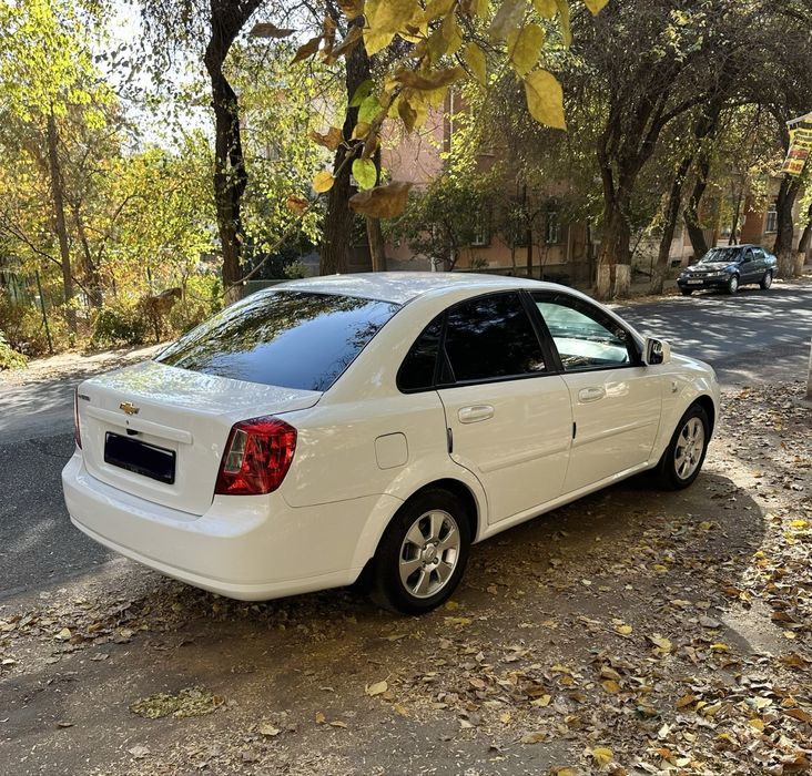 Chevrolet Gentra avtomat