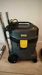 Vand aspirator KARCHER profesional model NT22/1