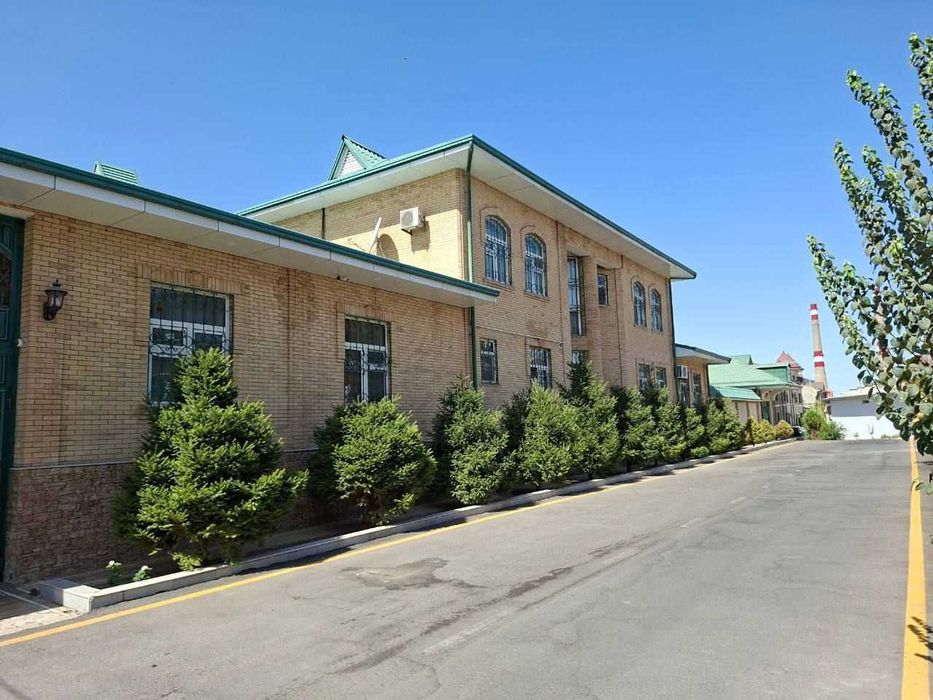 Юнусабад здание под представительство 1400 м² 16 комн 2 этажа 30 соток