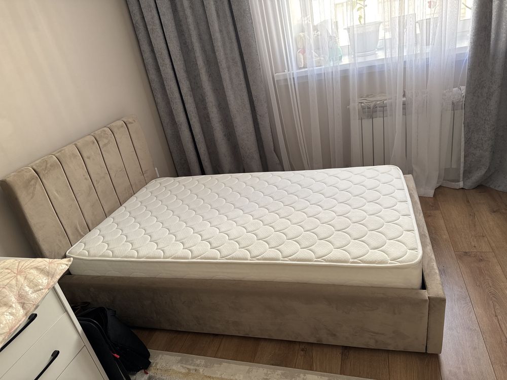 Продам кровать детскую