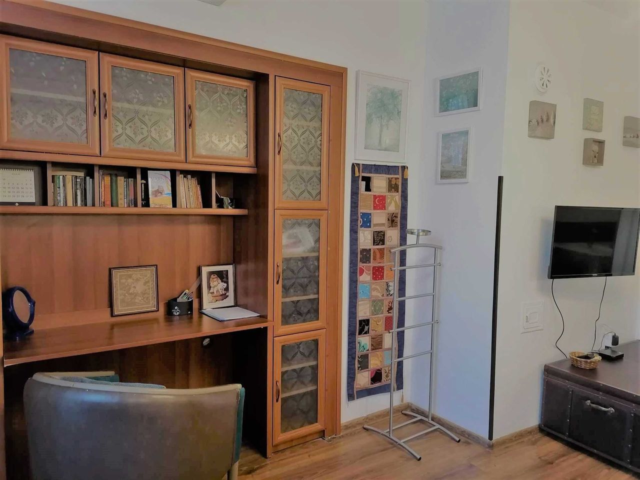 Дава се под наем Тристаен апартамент в Варна, Гръцка махала - 70 кв.м за 800 € - Снимка #3