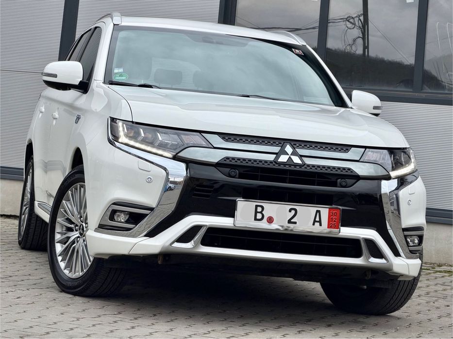 Mitsubishi Outlander 2021 | HYBRID | New Model | 306CP | Automat | 4x4 | GARANTIE 2029 !!!