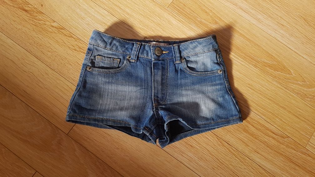 Pantaloni scurți Mango Kids 6 ani(116cm)