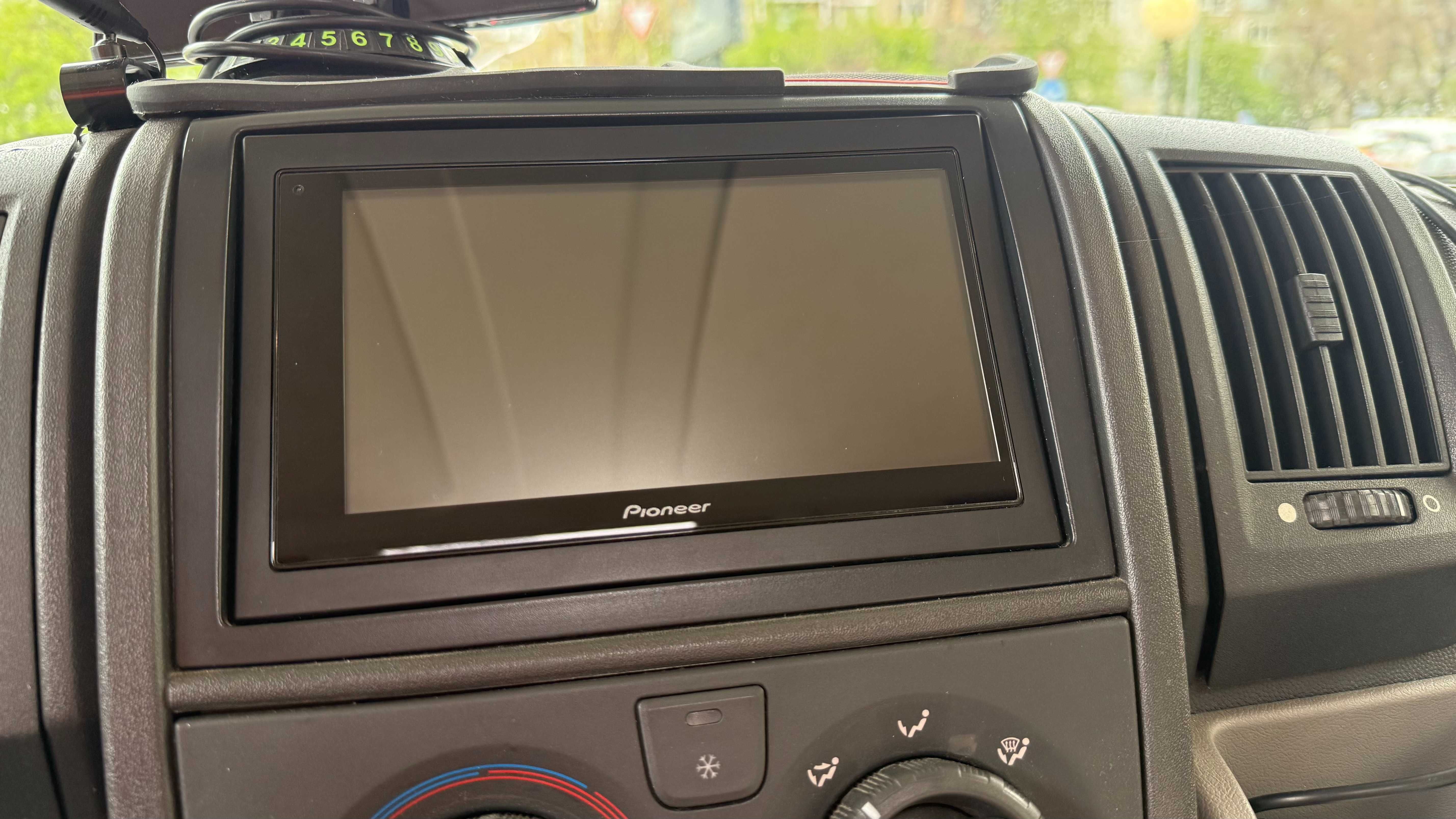 Мултимедия Pioneer DMH-A340DAB 2-DIN
