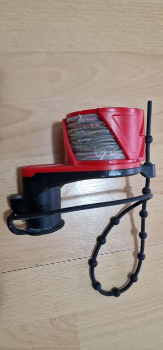 Extractor praf ciocan rotopercutor Milwaukee