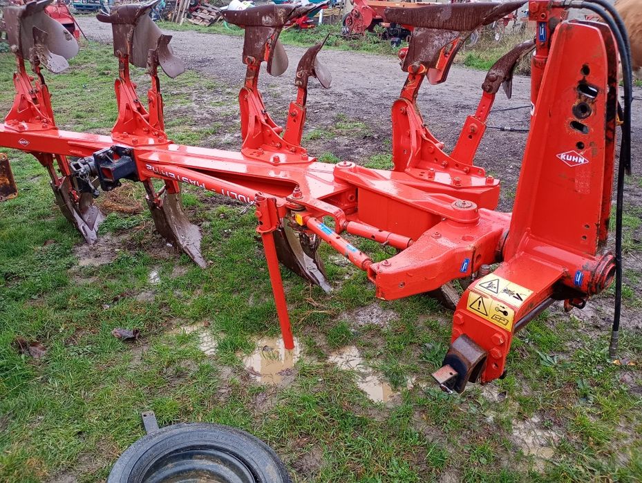 Plug reversibil 4 brazde Kunh Multi Master 112