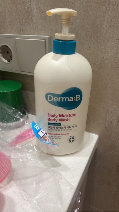 Гель для душа Derma b 1000 мл, оригинал