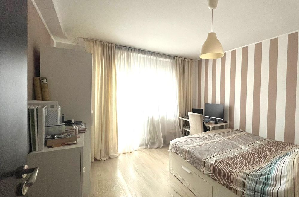 Vand Apartament 4 camere zona Sebastian - 13 Septembrie