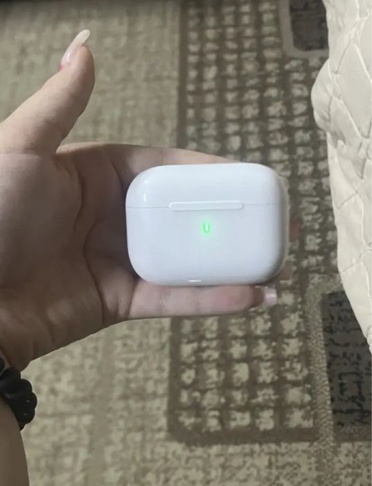 Căști wireless tip AirPods – sunet clar, compatibile cu orice telefon