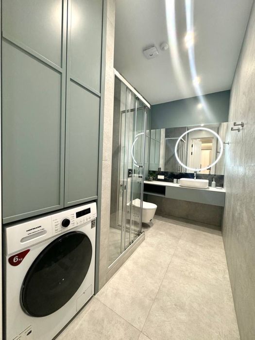 Продаётся СРОЧНО 3х кв. НОВОСТРОЙКА 133м2. На Ц6, Юнусабадский район.