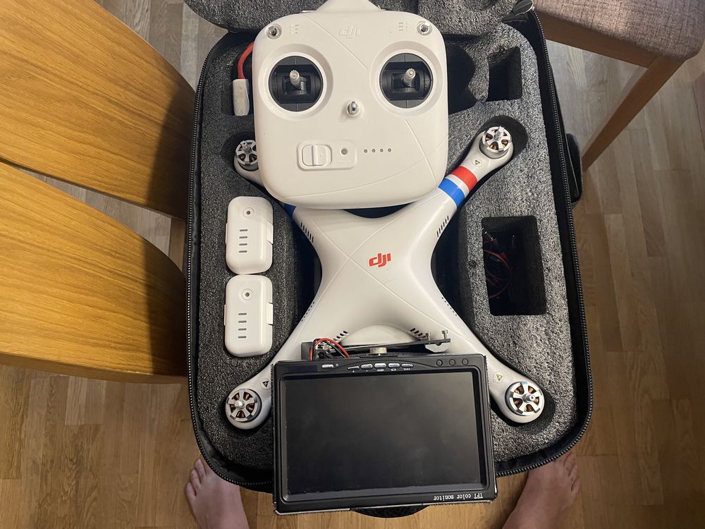 DJI phantom Дрон