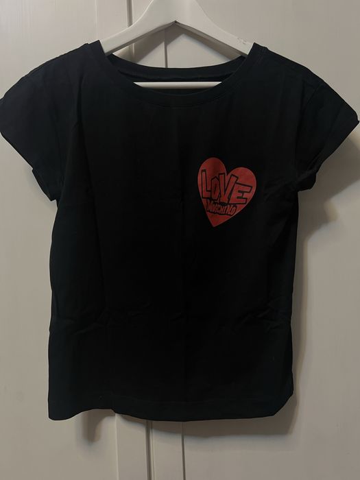 Оригинална тениска- Moschino