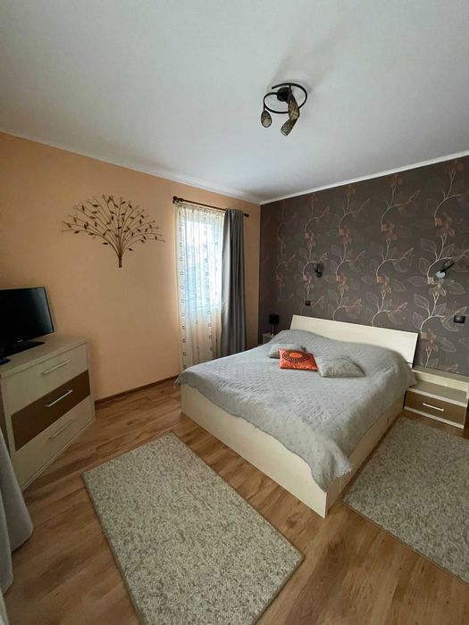 PF închiriez apartament 2 camere str. Someșului, Florești