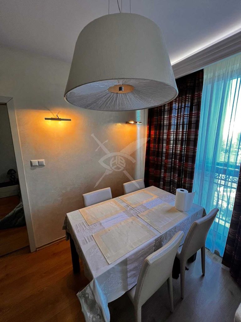 Продава се Тристаен апартамент в к.к. Слънчев бряг - 84 кв.м за 1584 €/кв.м - Снимка #4