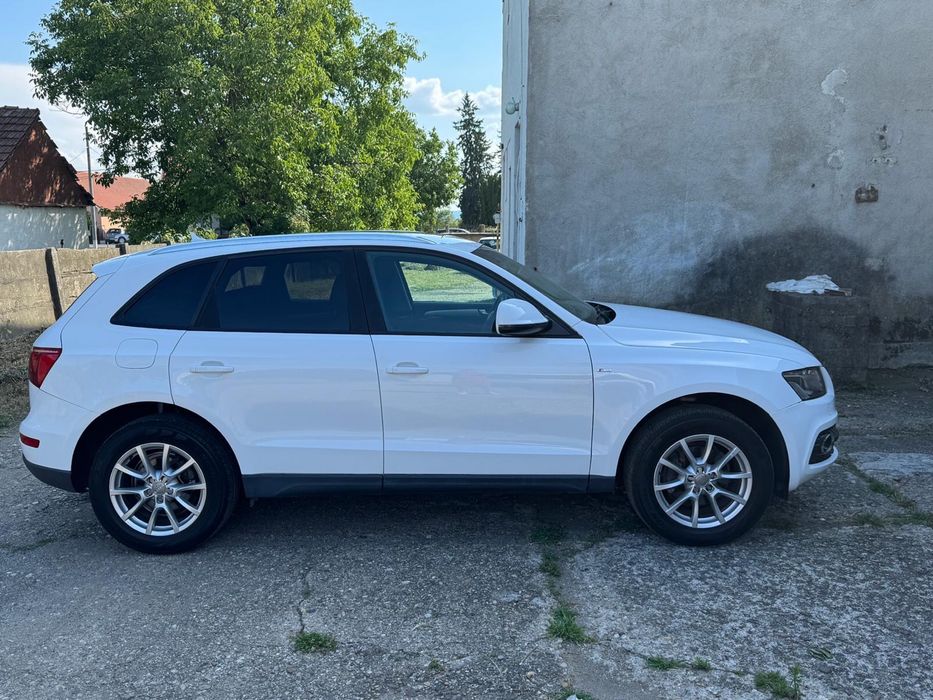 Audi Q5 S Line  automat 2011