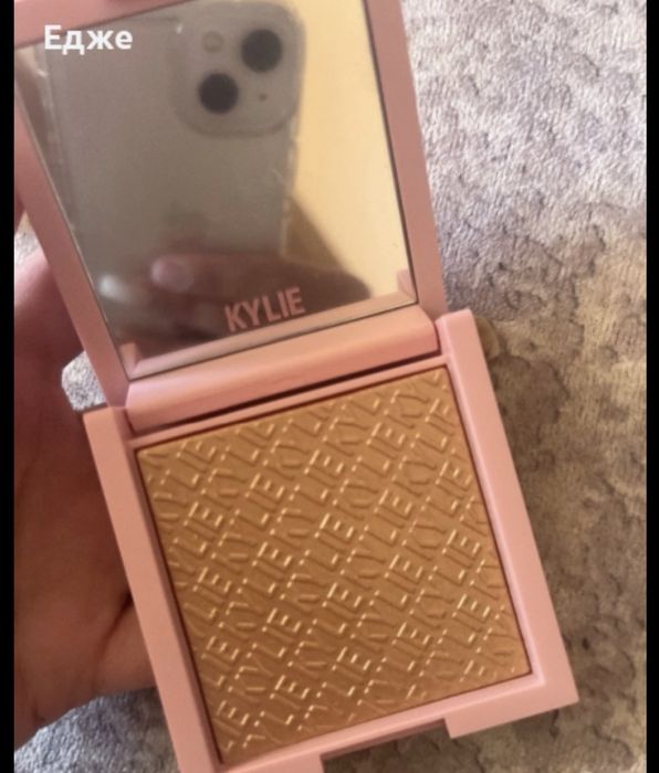 Чисто нов Хайлайтър на Kylie Cosmetics