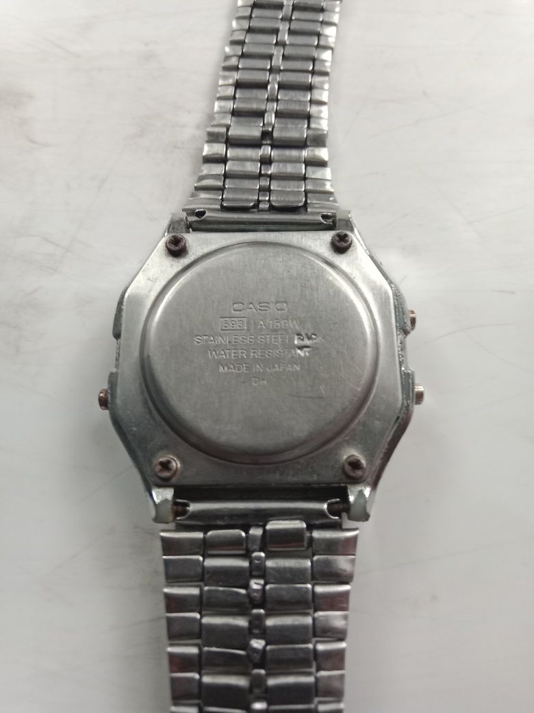 Сағат  Casio жақсы жұмыс істейді