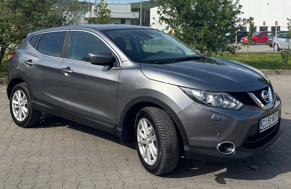 Nissan Qashqai .